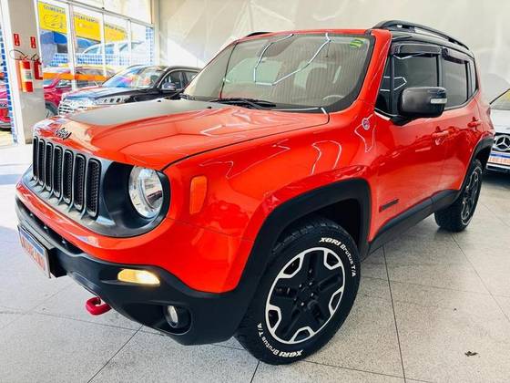 JEEP RENEGADE 2.0 16V TURBO DIESEL TRAILHAWK 4P 4X4 AUTOMÁTICO